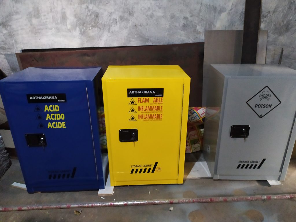  jual-chemical-storage-cabinet-murah-di-tangerang